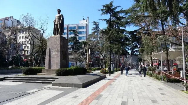 Trabzonlular Korona virüs önlemlerini dikkate aldı, sokağa çıkmadı Trabzonlular Korona virüs önlemlerini dikkate aldı, sokağa çıkmadı