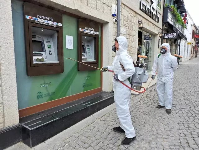 Alaçatı sokakları Sağlıklı günlerde buluşmak dileğiyle boşaldı