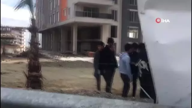 Alanya'da feci kazada baba öldü, oğlu yaralandı Alanya'da feci kazada baba öldü, oğlu yaralandı
