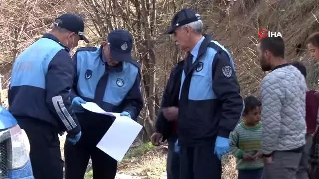 Ankara'da kağıt toplayıcılarına kumanya dağıtımı Ankara'da kağıt toplayıcılarına kumanya dağıtımı
