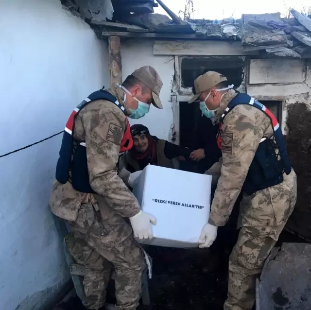 Ardahan'da 'Vefa Sosyal Destek Grubu' ihtiyaçları karşılıyor