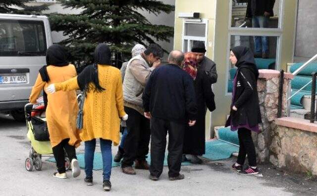 Biner liralık desteği duyanlar riski hiçe sayıp soluğu vakıfta aldı