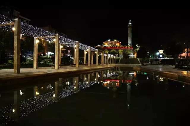 Ege'deki camilerde salgının son bulması için dua edildi