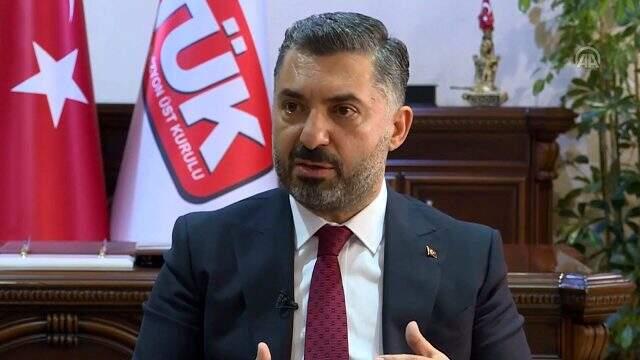 RTÜK, Can Ataklı'nın türbanlı öğretmen sözleriyle ilgili inceleme başlattı