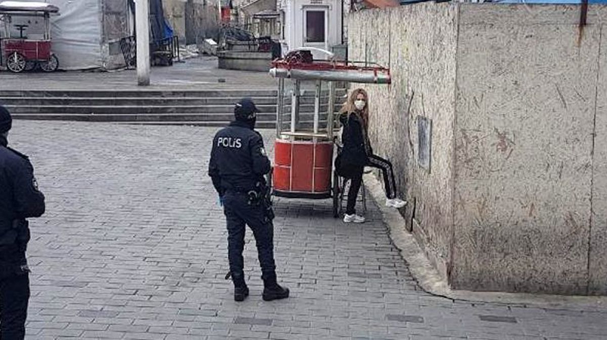 Taksim İlkyardım Hastanesi'nde karantinadan kaçan kadın, yakalandı