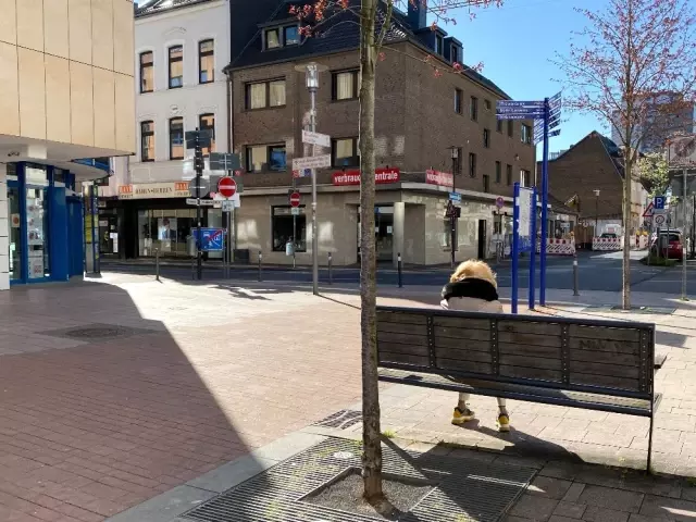 Almanya'da korona virüs yasaklarına uymayanlara para cezası geliyor Almanya'da korona virüs yasaklarına uymayanlara para cezası geliyor