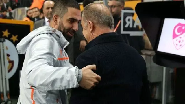 Arda Turan: Fatih Terim dimdik ayakta