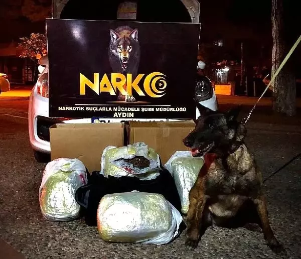 Çayra, otomobildeki 6 kilo esrarı buldu, sürücü tutuklandı