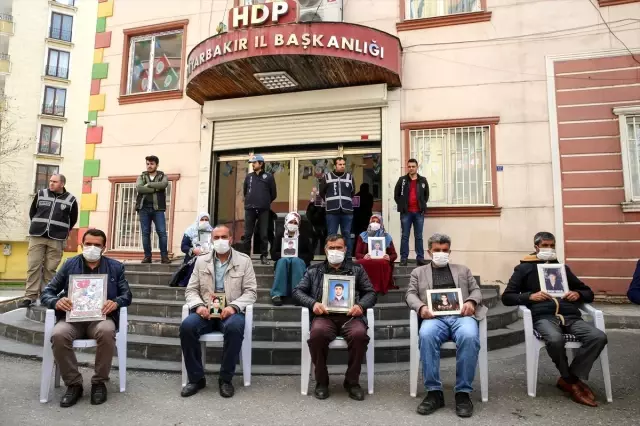 Diyarbakır annelerinin evlat nöbeti 204. gününde sürüyor