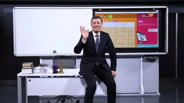 EBA yayın programı nedir? EBA bütün gün ders olacak mı? Öğretmene soru sorulabilir mi? En çok merak edilen EBA sorularını yanıtladık! EBA VE EBA TV! EBA yayın programı nedir? EBA bütün gün ders olacak mı? Öğretmene soru sorulabilir mi? En çok merak edilen EBA sorularını yanıtladık! EBA VE EBA TV!