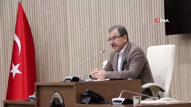 Eyüpsultanlı muhtarlarla korona virüs toplantısı