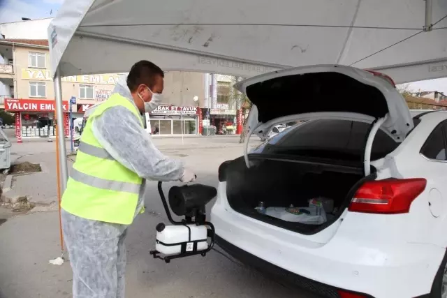 Gölbaşı'nda araçlara korona virüs dezenfektesi