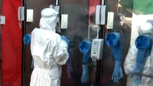 Güney Kore koronavirüsle mücadelede çığır açtı! Açık kabinde test yapılıyor