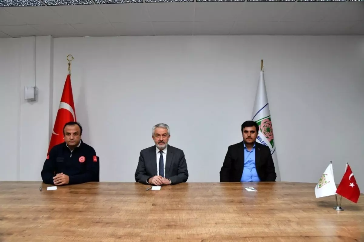 Isparta'da 9 bin 200 sağlık çalışanı halk otobüslerinden ücretsiz yararlanacak