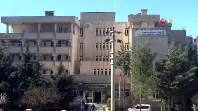 Kaymakam Uslu Silvan Belediyesi'ne kayyum olarak atandı Kaymakam Uslu Silvan Belediyesi'ne kayyum olarak atandı