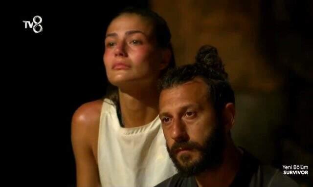 Koronavirüs salgınını öğrenen Survivor yarışmacıları gözyaşlarına boğuldu