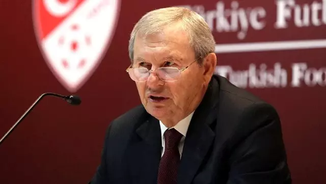MHK Başkanı Zekeriya Alp: Hiçbir hakemde koronavirüs belirtisine rastlanmadı MHK Başkanı Zekeriya Alp: Hiçbir hakemde koronavirüs belirtisine rastlanmadı