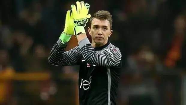 Muslera'dan açıklama geldi! 'Yanlış anlaşıldım...' Muslera'dan açıklama geldi! 'Yanlış anlaşıldım...'
