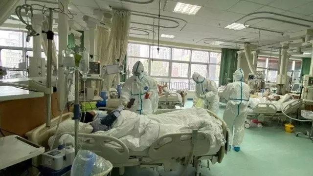 Son Dakika: Sağlık Bakanlığı, koronavirüsün olası vaka tanımına bir yeni madde daha ekledi.
