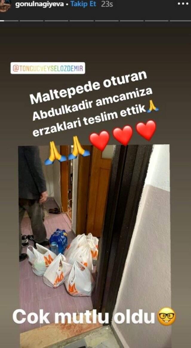 Ünlü oyuncu evden çıkamayan yaşlılara yardım etti