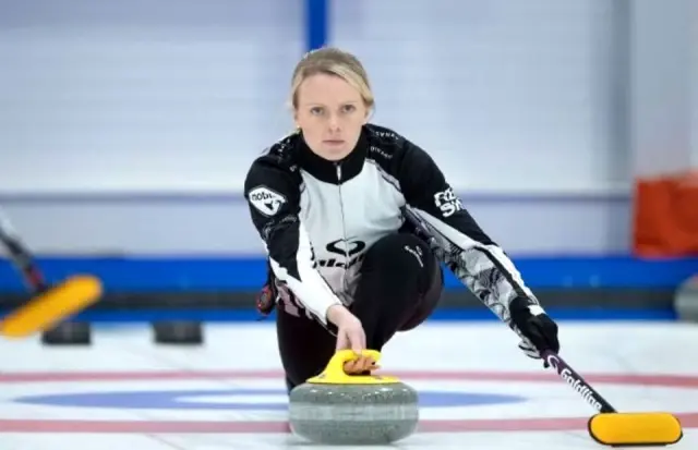 Vicky Wright, koronavirüsle mücadele için eski mesleği hemşireliğe geri döndü