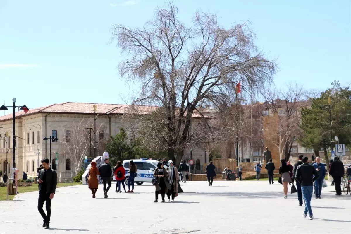14 gün kuralına uymayan 87 kişiye 274 Bin TL para cezası