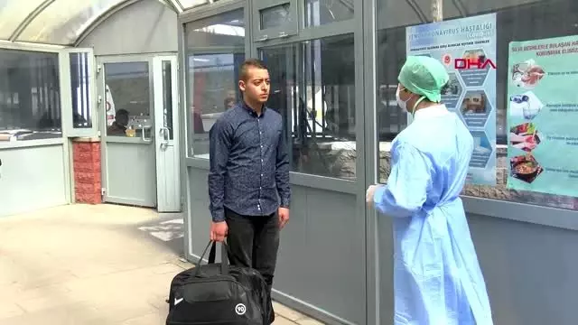 Ankara'da acemi erlerin sevkinde üst düzey koronavirüs önlemi Ankara'da acemi erlerin sevkinde üst düzey koronavirüs önlemi