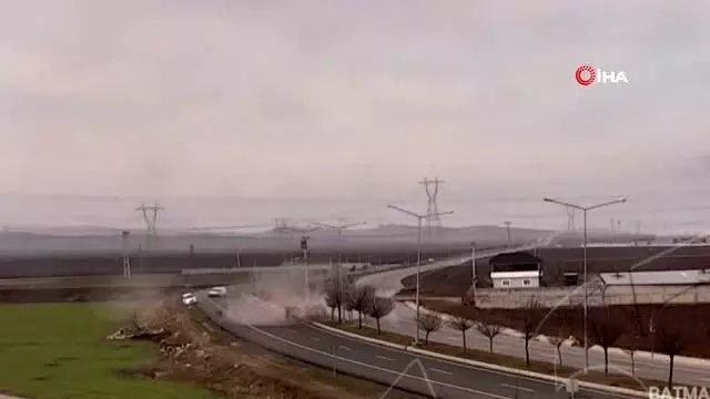 Batman'da 3 kişinin yaralandığı kaza anı mobeseye yansıdı