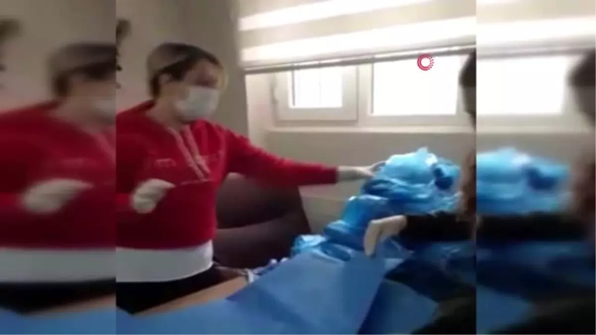 Bu mahallenin kadınları sağlık çalışanları için evlerinde maske dikiyor