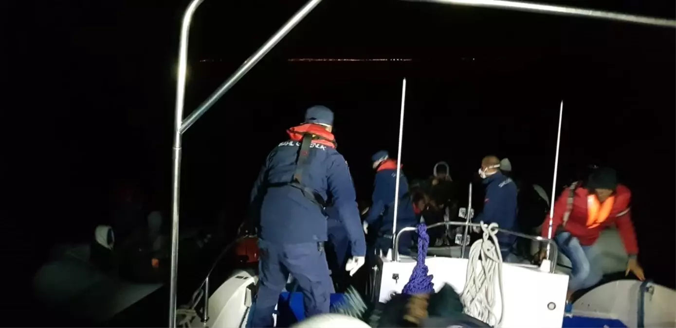 Didim'de 35 sığınmacı kurtarıldı