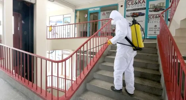 Erzurum ve Iğdır'da kapsamlı dezenfeksiyon işlemi yürütülüyor Erzurum ve Iğdır'da kapsamlı dezenfeksiyon işlemi yürütülüyor