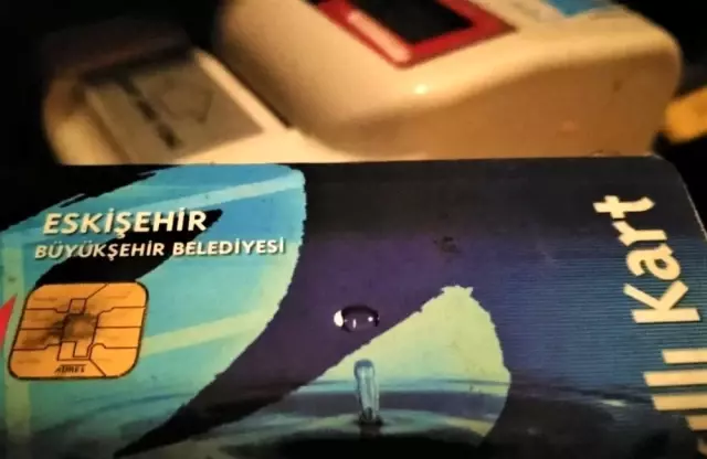 Eskişehir Büyükşehir Belediyesi'ne Korona sürecinde 'su' tepkisi Eskişehir Büyükşehir Belediyesi'ne Korona sürecinde 'su' tepkisi