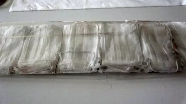 Gönüllü kadınlar maske üretimine başladı Gönüllü kadınlar maske üretimine başladı