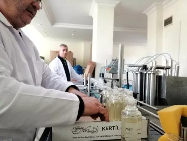 Kolonya üreticisinden metil alkol uyarısı Kolonya üreticisinden metil alkol uyarısı