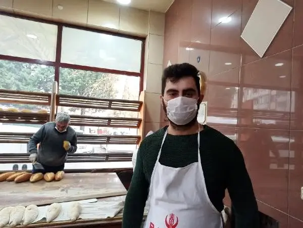Koronavirüs dayanışması için ihtiyaç sahiplerine ücretsiz ekmek verecek