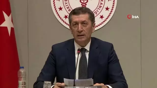 Milli Eğitim Bakanı Ziya Selçuk: '30 Nisan'a kadar okullarımızın tatil olması, uzaktan eğitimin...
