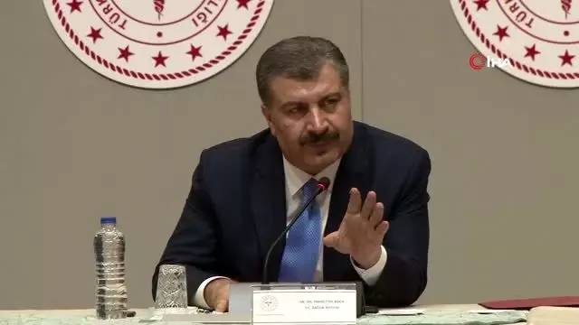 Sağlık Bakanı Koca: 'Asla hekimlerimizi çalışanlarımızı maskesiz eldivensiz ekipmansız...