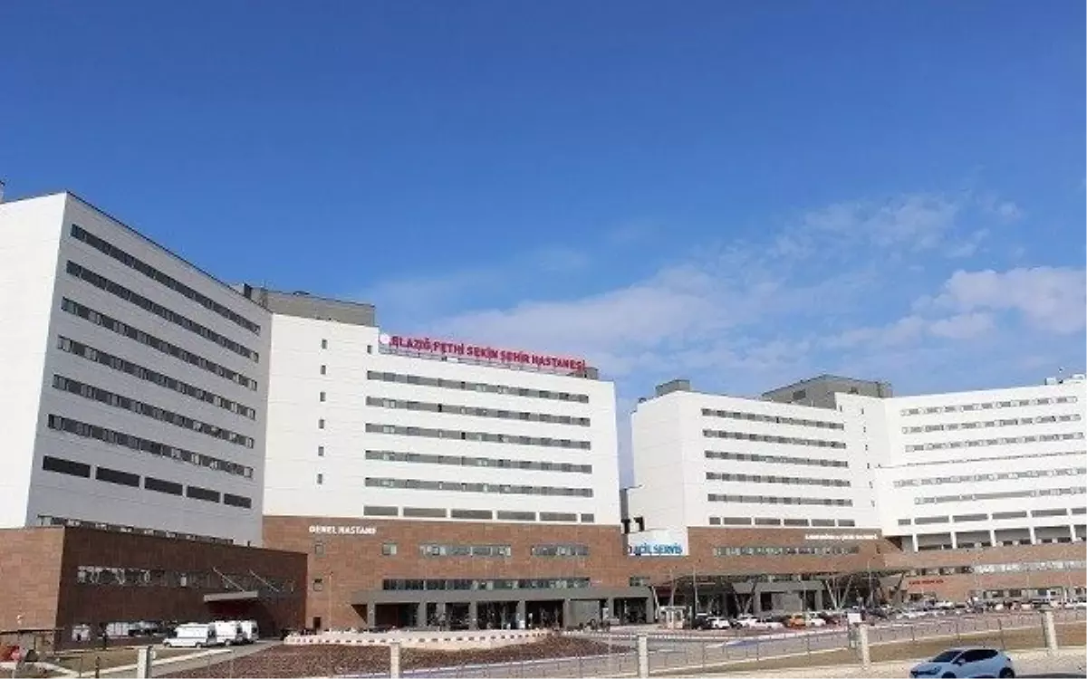 Şehir hastanesinde maske ve dezenfektan üretimi başladı