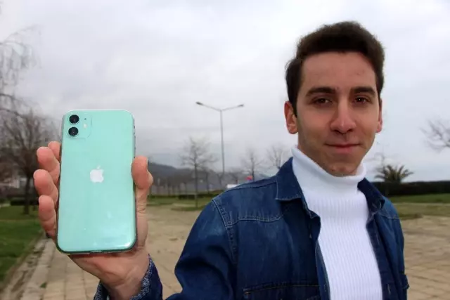 Trabzonlu lise öğrencisi, Siri'nin açığını bulunca Apple tarafından 3 bin dolar ile ödüllendirildi