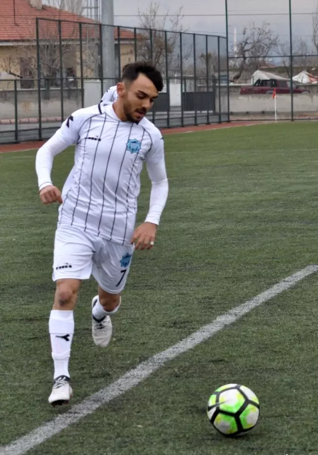 Süper Amatör'de krallık yarışı Süper Amatör'de krallık yarışı