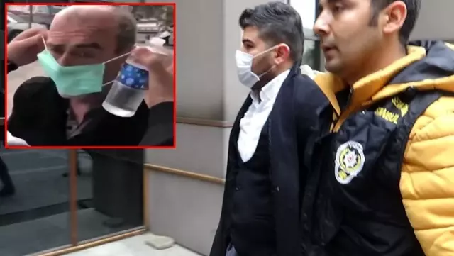 Yaşlı adama zorla maske takıp kafasına kolonya döken şüpheli: O benim arkadaşım Yaşlı adama zorla maske takıp kafasına kolonya döken şüpheli: O benim arkadaşım