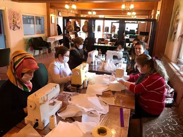Zonguldak ve Karabük'te maske üretimi başladı Zonguldak ve Karabük'te maske üretimi başladı