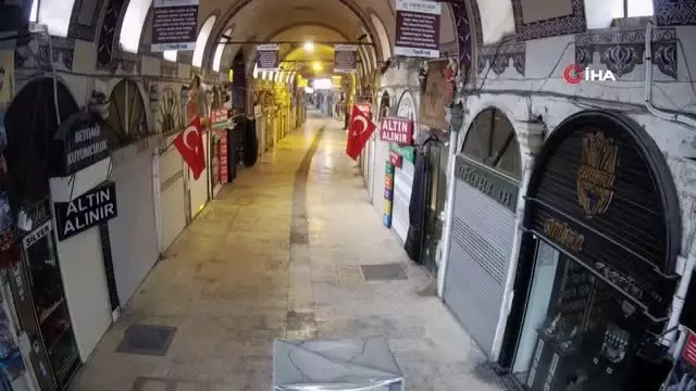 560 yıllık Kapalı Çarşı tarihinde bir ilk 560 yıllık Kapalı Çarşı tarihinde bir ilk