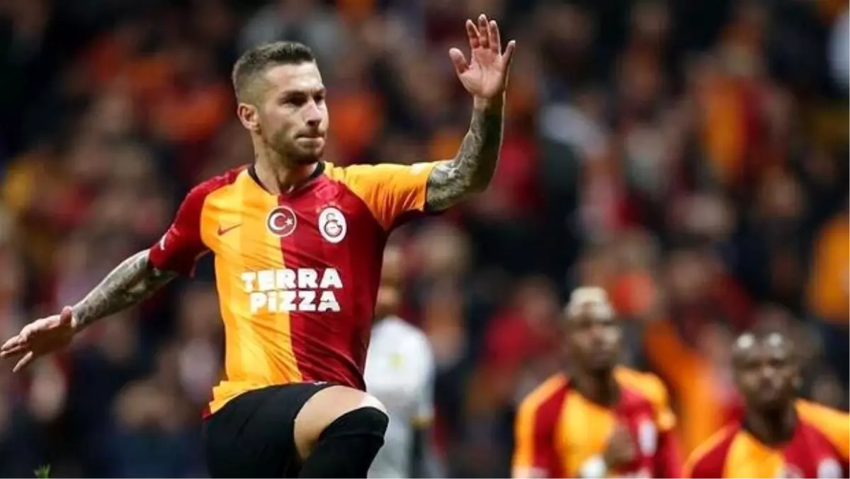 Adem Büyük'ten örnek hareket! Corona virüs için maske bağışında bulundu