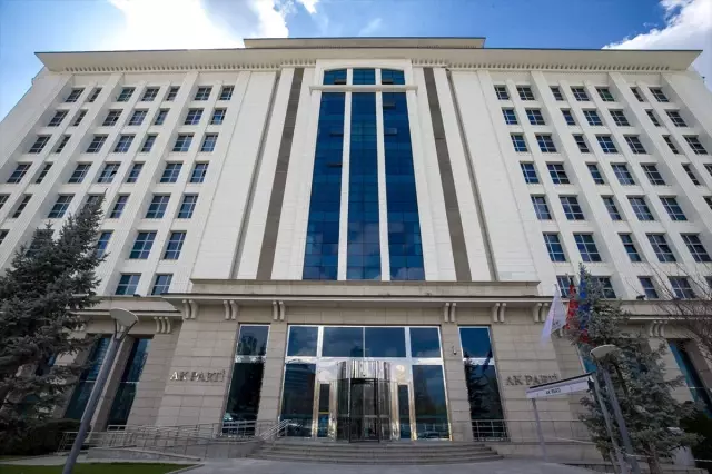 AK Parti'de koronavirüse termal kameralı önlem AK Parti'de koronavirüse termal kameralı önlem