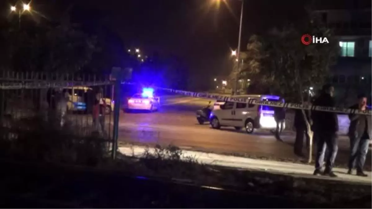 Alkollü sürücünün kullandığı araç kontrolden çıktı, takla atarak rayların üzerinde devrildi