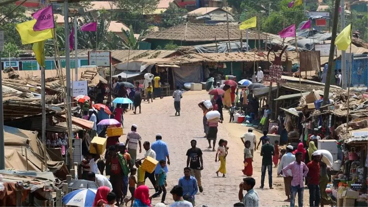 Arakanlı mülteciler Bangladeş'teki kamplarda koronavirüse karşı savunmasız
