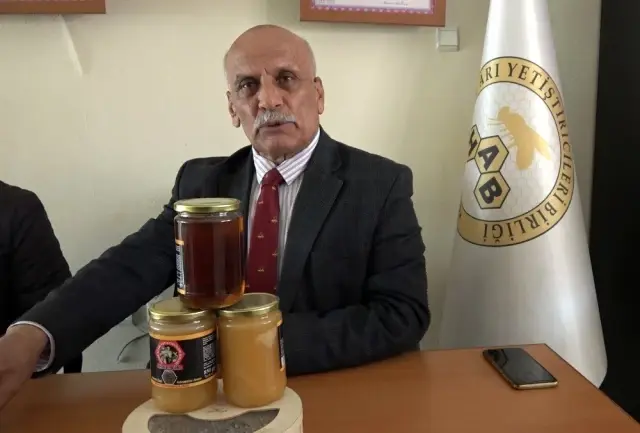 Arıcılar, ham balın kodekse girmesini istiyor Arıcılar, ham balın kodekse girmesini istiyor