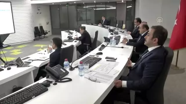 Bakan Pakdemirli'den il müdürlerine talimat Bakan Pakdemirli'den il müdürlerine talimat
