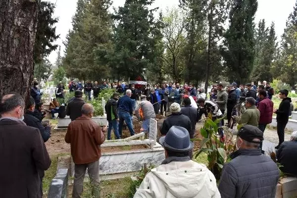 Balık avında ölen 3 arkadaştan Metin Zınk da toprağa verildi Balık avında ölen 3 arkadaştan Metin Zınk da toprağa verildi